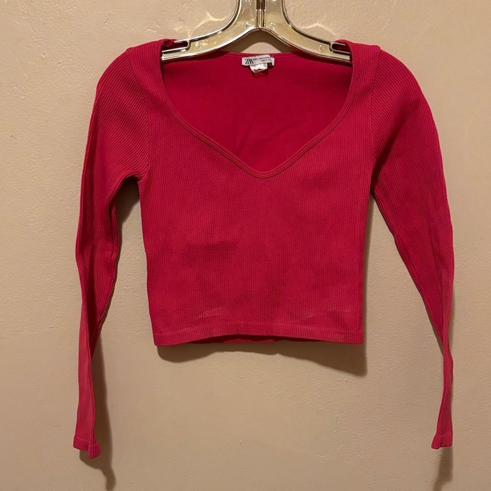 Zara Women's Long Sleeve Red Ribbed Top